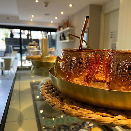 Boutique Hotel Сірміоне Екстер'єр фото